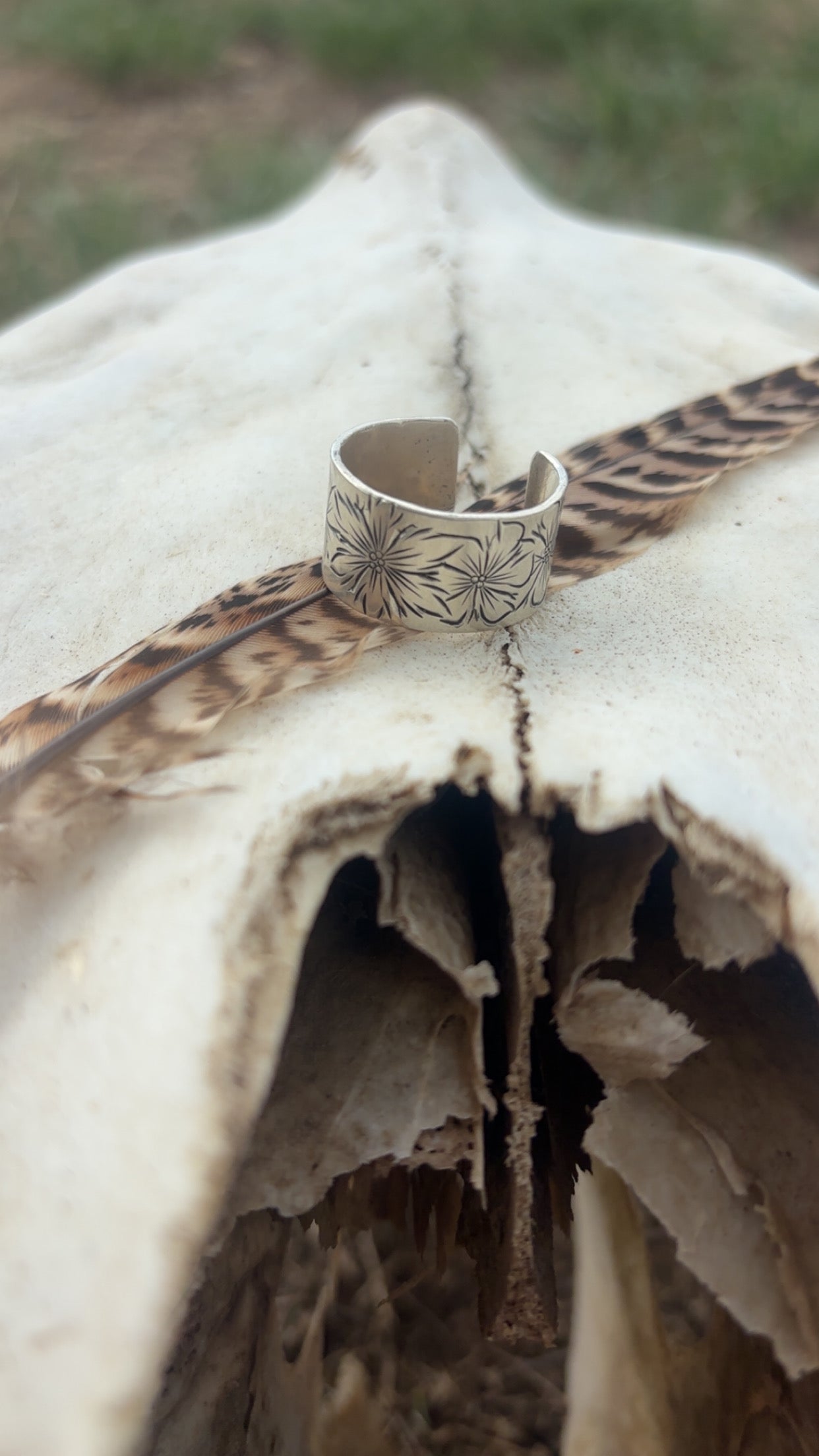 Engraved Flower Ring Adjustable 8-10